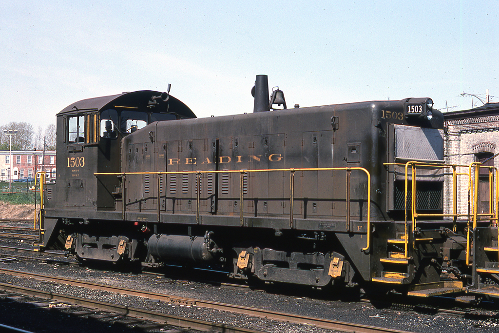 Reading EMD SW900 1503 at Unknown, US - ARHS Digital Archive