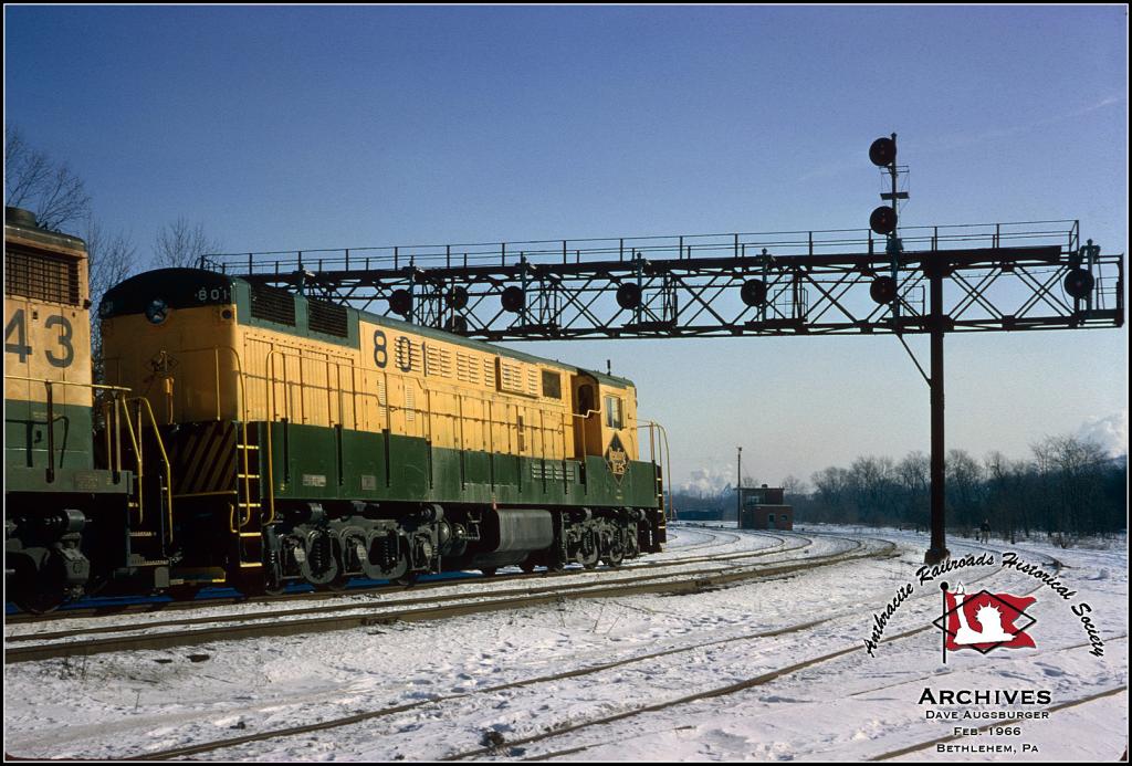 Reading FM H24-66 801 at Allentown, PA - ARHS Digital Archive