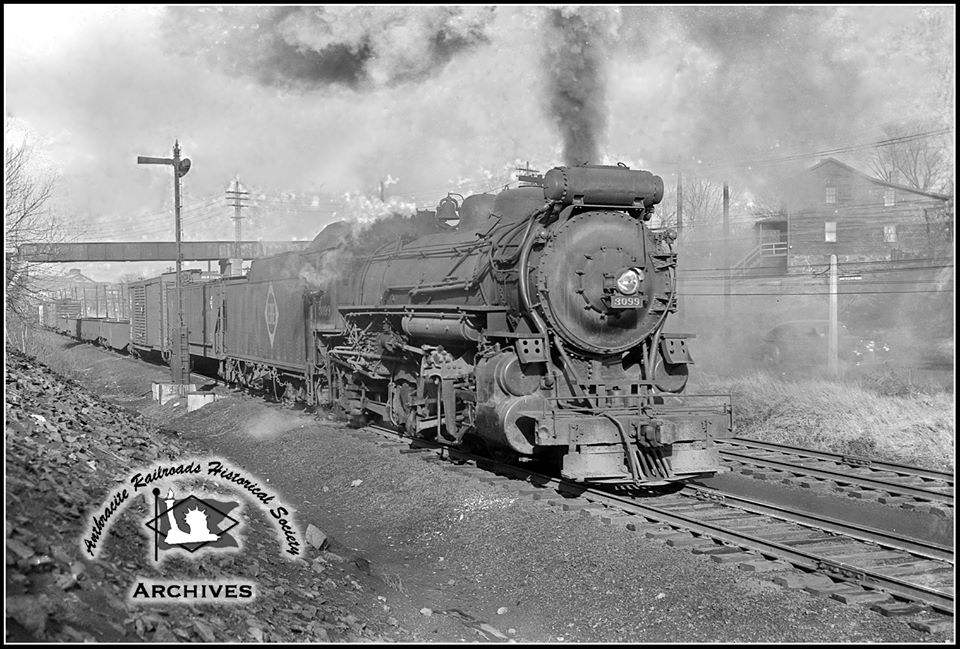 Erie BLW 2-8-2 3099 at Unknown, US - ARHS Digital Archive