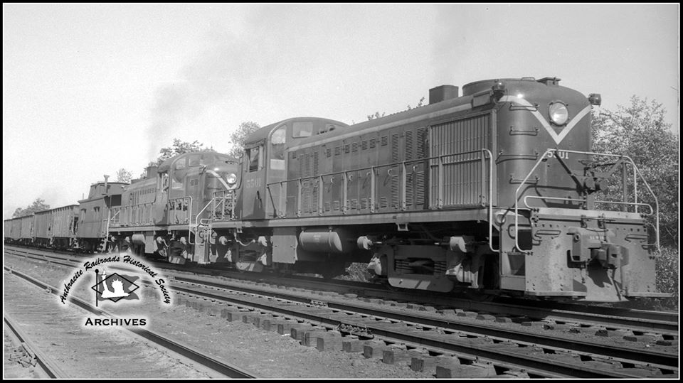 Lehigh Valley ALCO RS2 5501 at Shenandoah, PA - ARHS Digital Archive
