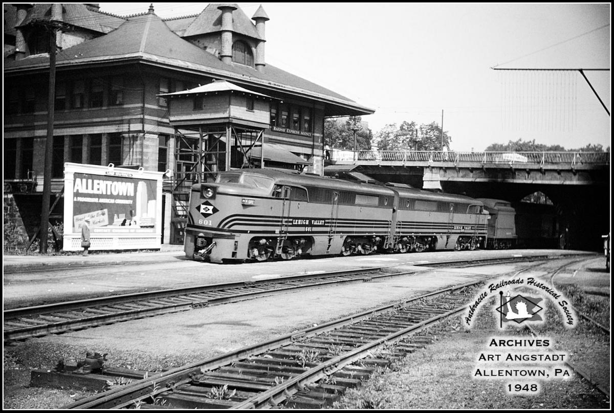 Lehigh Valley ALCO PA1 601 at Allentown, PA - ARHS Digital Archive
