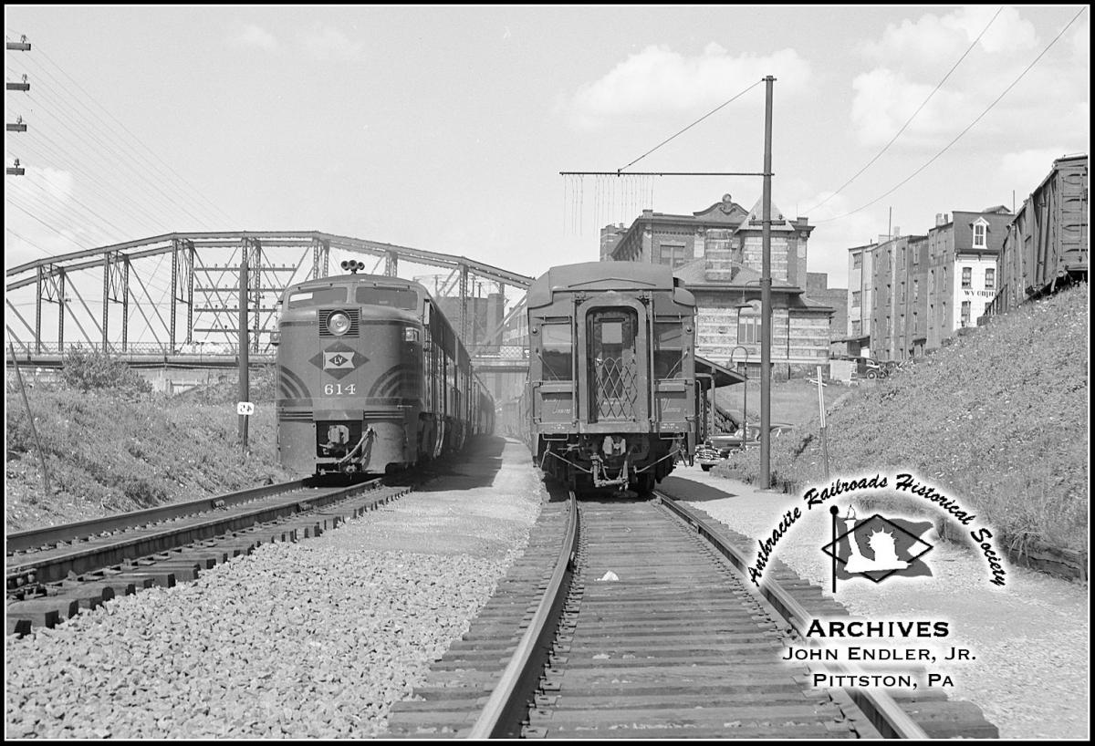 Lehigh Valley ALCO PA1 614 at Pittston, PA - ARHS Digital Archive
