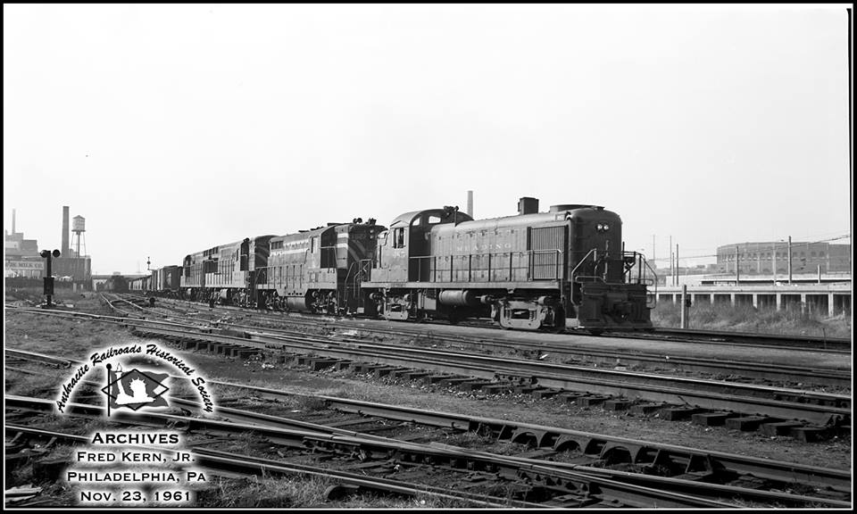 Reading ALCO RS1 485 at Philadelphia, PA - ARHS Digital Archive