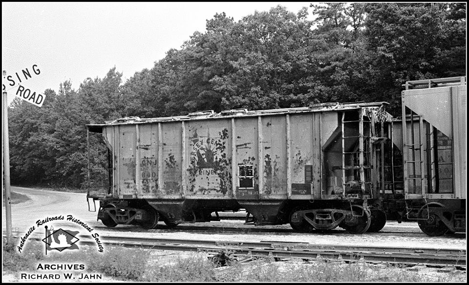 Central Railroad of New Jersey Covered Hopper 840 at Newport, NJ - ARHS Digital Archive