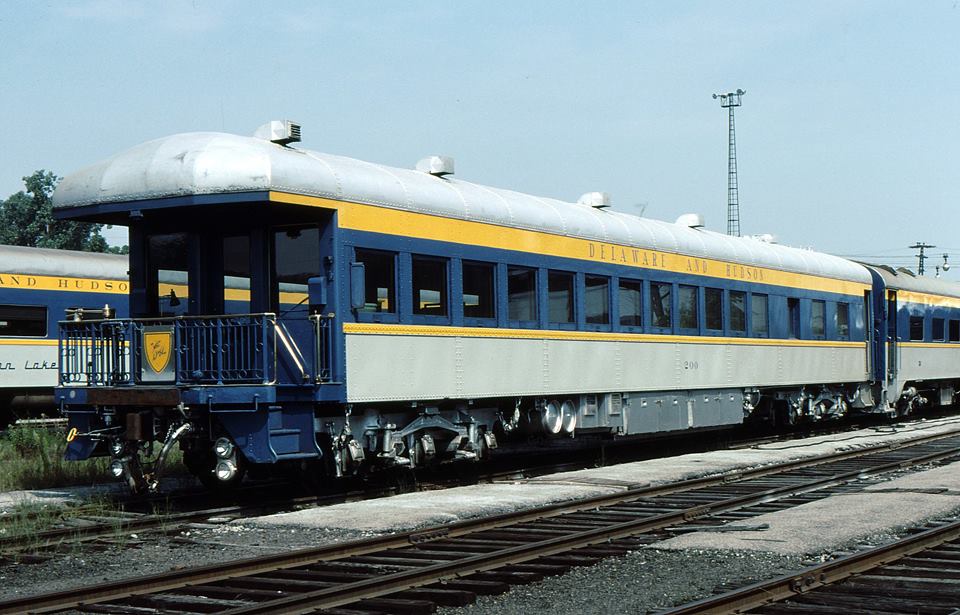 Delaware and Hudson Passenger 200 at Colonie, NY - ARHS Digital Archive