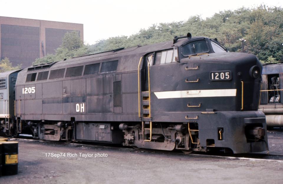 Delaware and Hudson BLW RF-16 1205 at Colonie, NY - ARHS Digital Archive