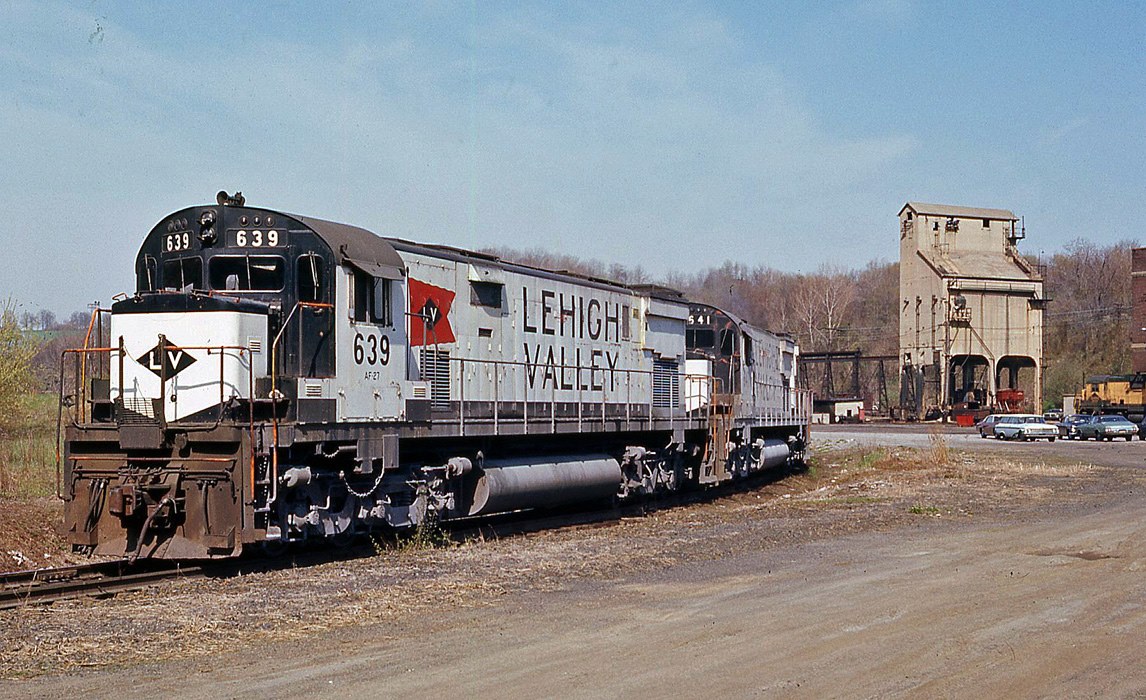 Lehigh Valley ALCO C628 639 at Bethlehem, PA - ARHS Digital Archive