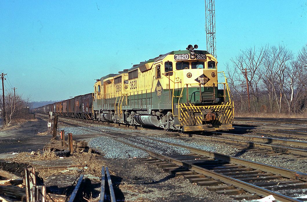 Reading EMD GP35 3620 at King of Prussia, PA - ARHS Digital Archive