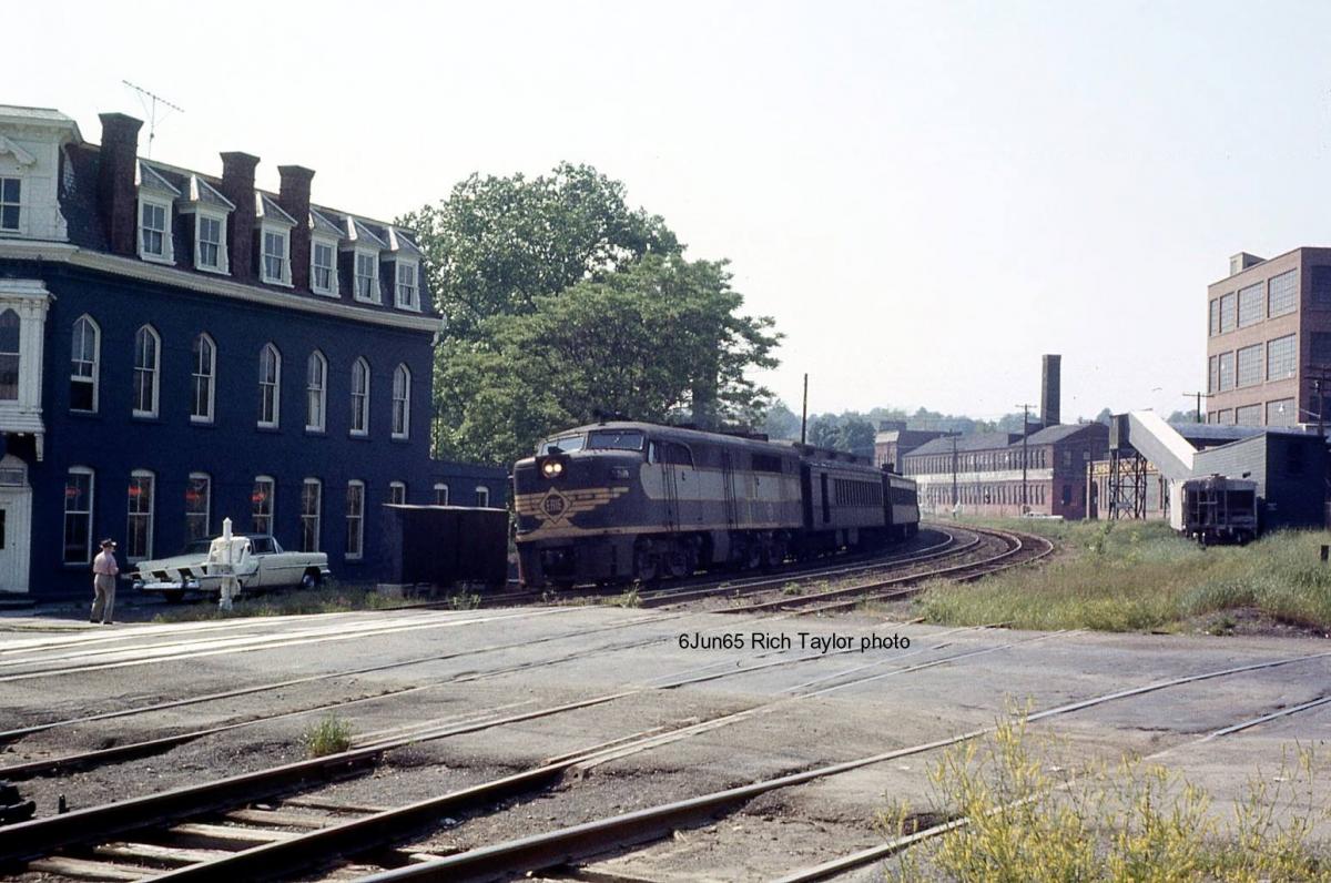 Erie Lackawanna ALCO PA2 862 at Middletown, NY - ARHS Digital Archive