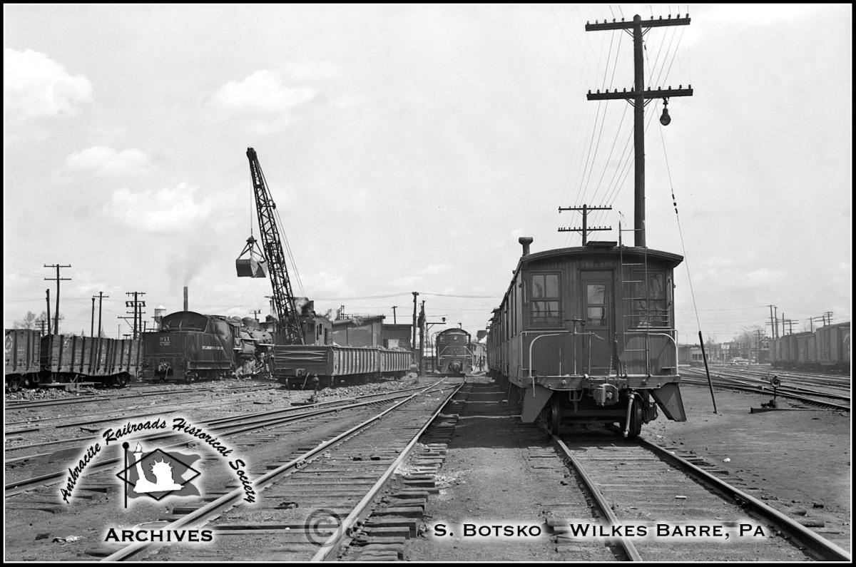 Delaware and Hudson Caboose  at Wilkes-Barre, PA - ARHS Digital Archive