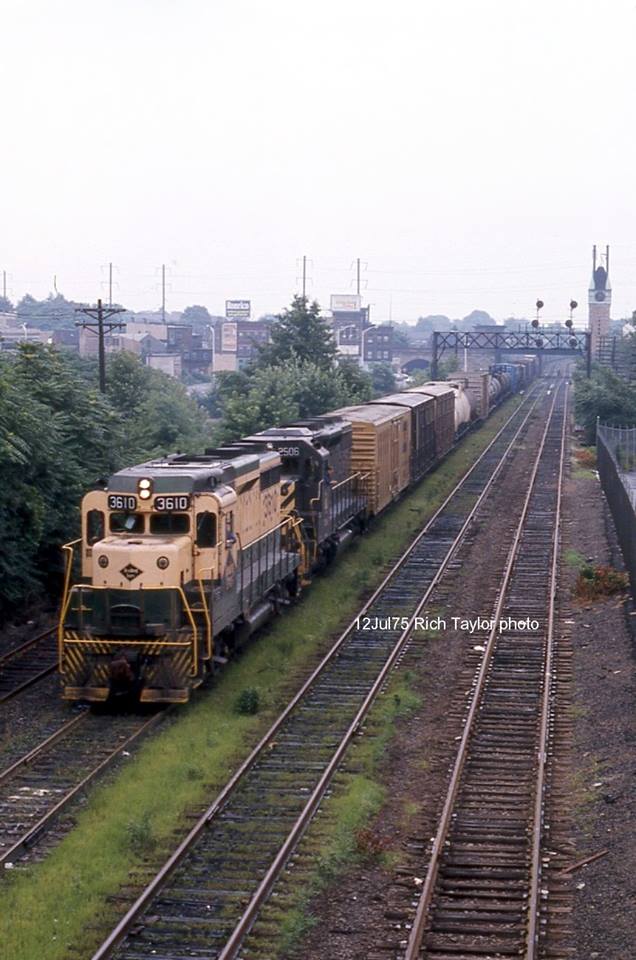 Reading EMD GP30 3610 at Elizabeth, NJ - ARHS Digital Archive