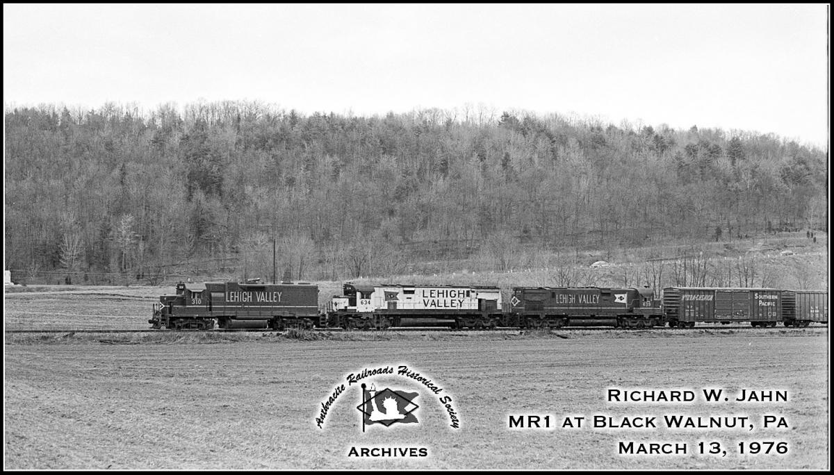 Lehigh Valley EMD GP38AC 310 at Black Walnut, PA - ARHS Digital Archive