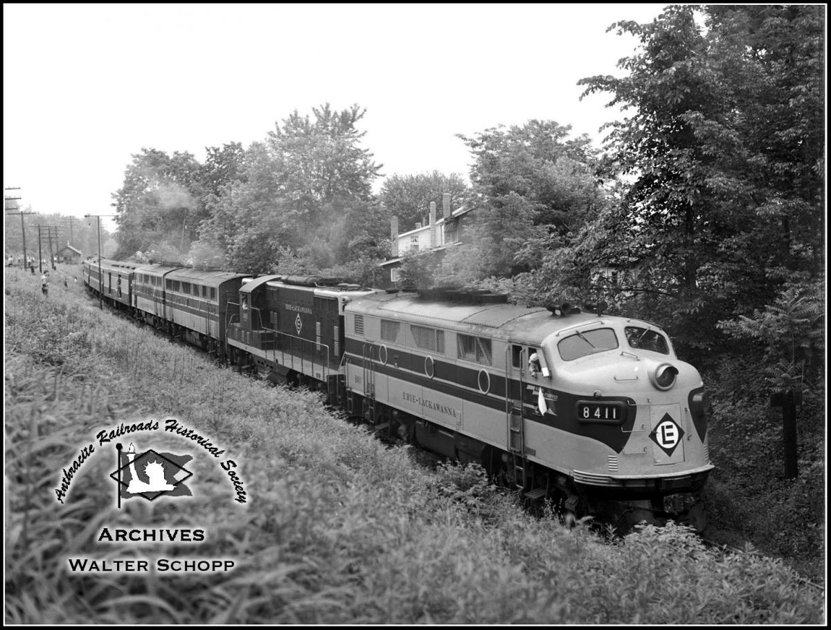 Erie Lackawanna EMD F3A 8411 at Unknown, US - ARHS Digital Archive