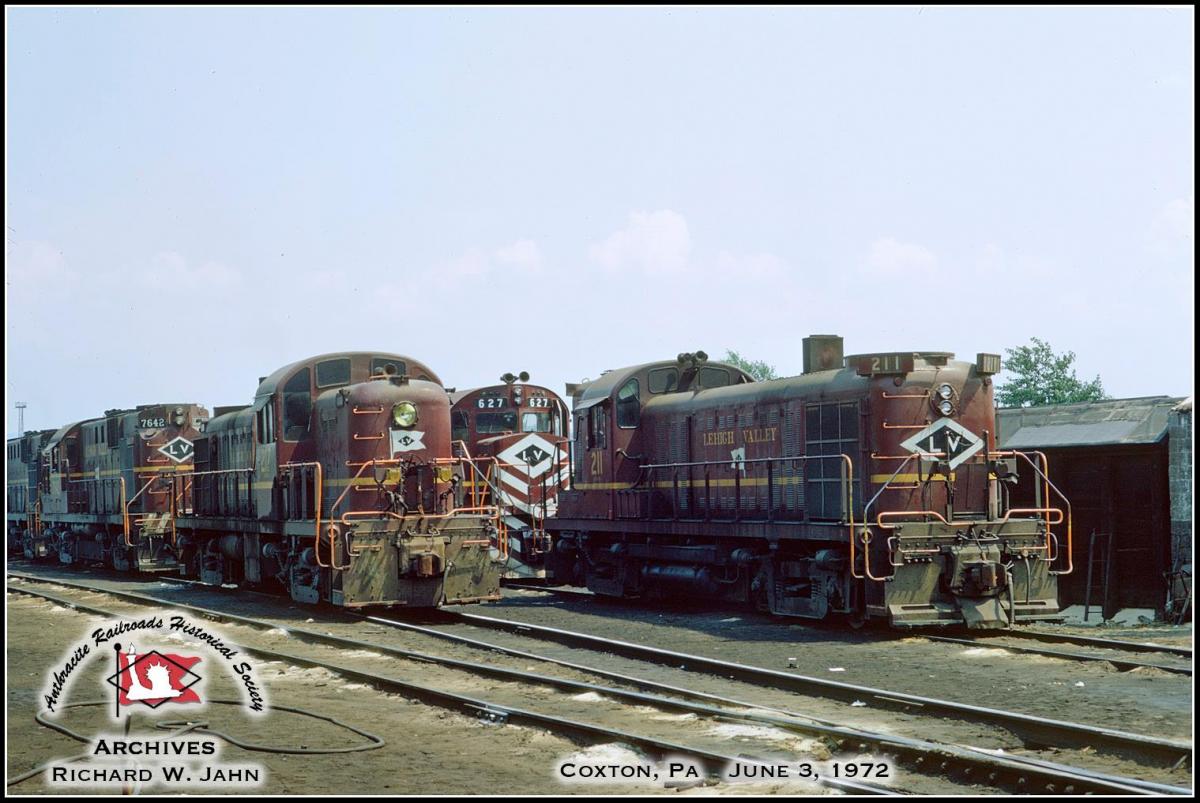 Lehigh Valley ALCO RS3 211 at Coxton, PA - ARHS Digital Archive