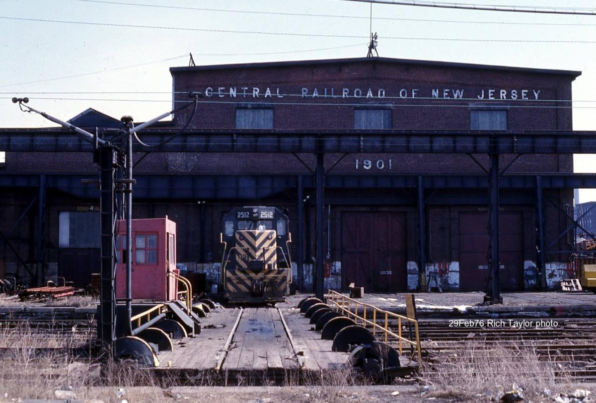 Central Railroad of New Jersey EMD SD35 2512 at Elizabeth, NJ - ARHS Digital Archive