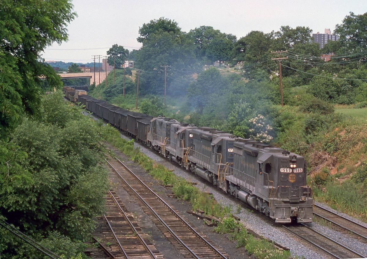 Norfolk and Western EMD SD35 1565 at Harrisburg, PA - ARHS Digital Archive