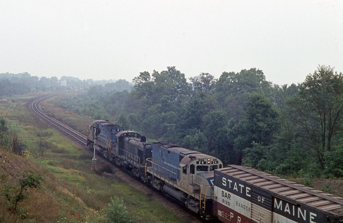 Lehigh and Hudson River ALCO C420 24 at Maybrook, NY - ARHS Digital Archive