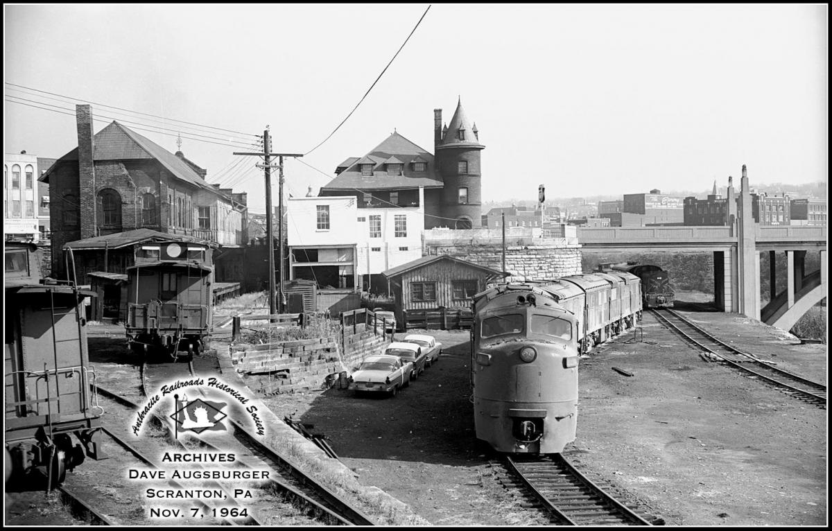Central Railroad of New Jersey BLW DR 4-4-1500 70 at Scranton, PA - ARHS Digital Archive