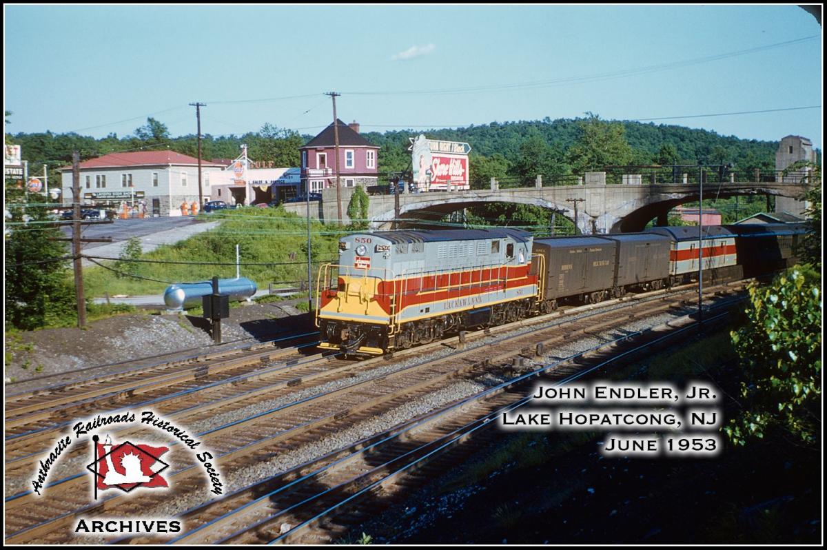 Delaware, Lackawanna and Western FM H24-66 850 at Lake Hopatcong, NJ - ARHS Digital Archive