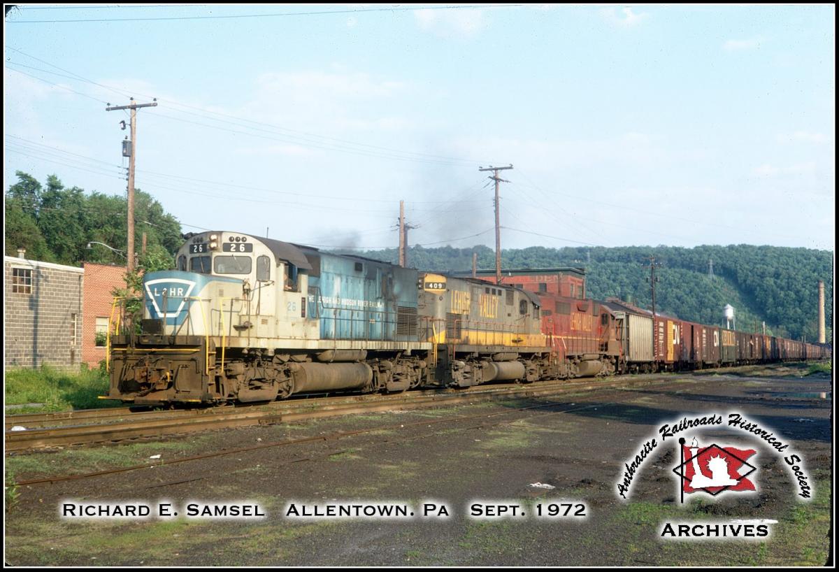Lehigh and Hudson River ALCO C420 26 at Allentown, PA - ARHS Digital Archive