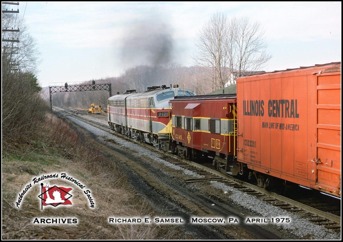 Erie Lackawanna EMD F7A 7121 at Moscow, PA - ARHS Digital Archive
