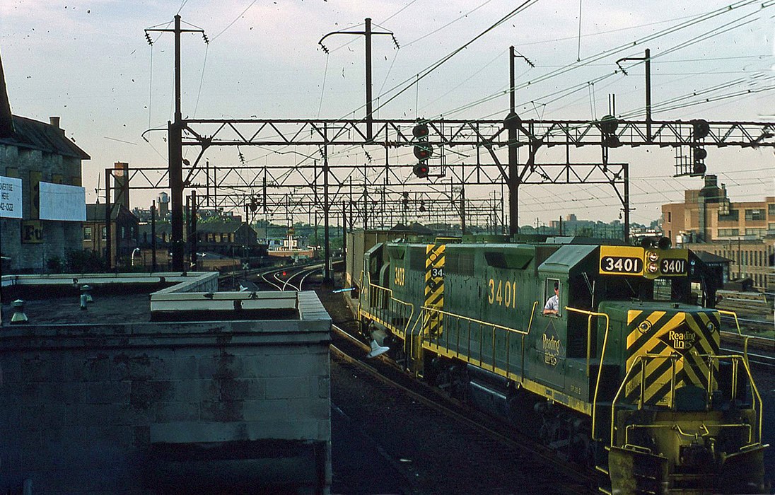 Reading EMD GP39-2 3401 at Philadelphia, PA - ARHS Digital Archive