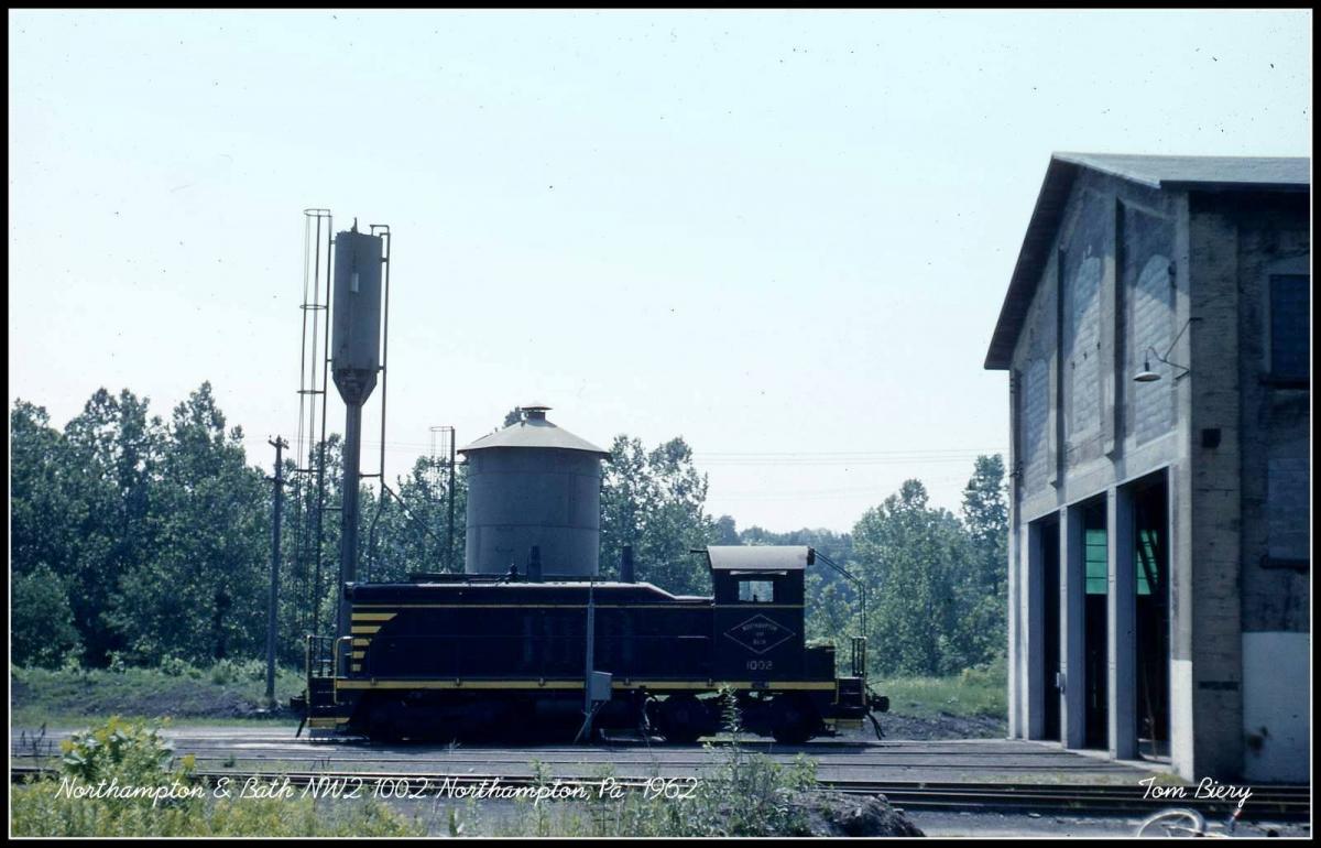 Northampton and Bath EMD NW2 1002 at Northampton, PA - ARHS Digital Archive