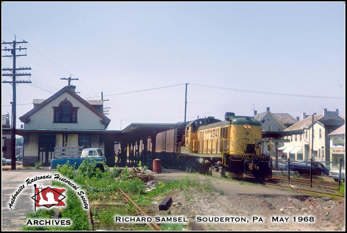 Reading ALCO RS3 494 at Souderton, PA - ARHS Digital Archive