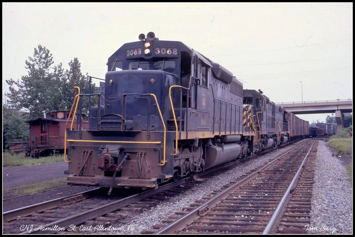 Central Railroad of New Jersey EMD SD40 3068 at Allentown, PA - ARHS Digital Archive