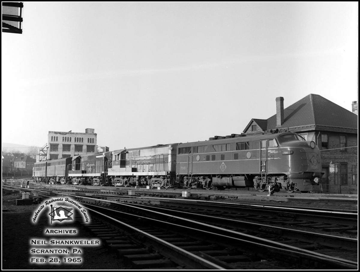 Erie Lackawanna EMD F3A 7061 at Scranton, PA - ARHS Digital Archive