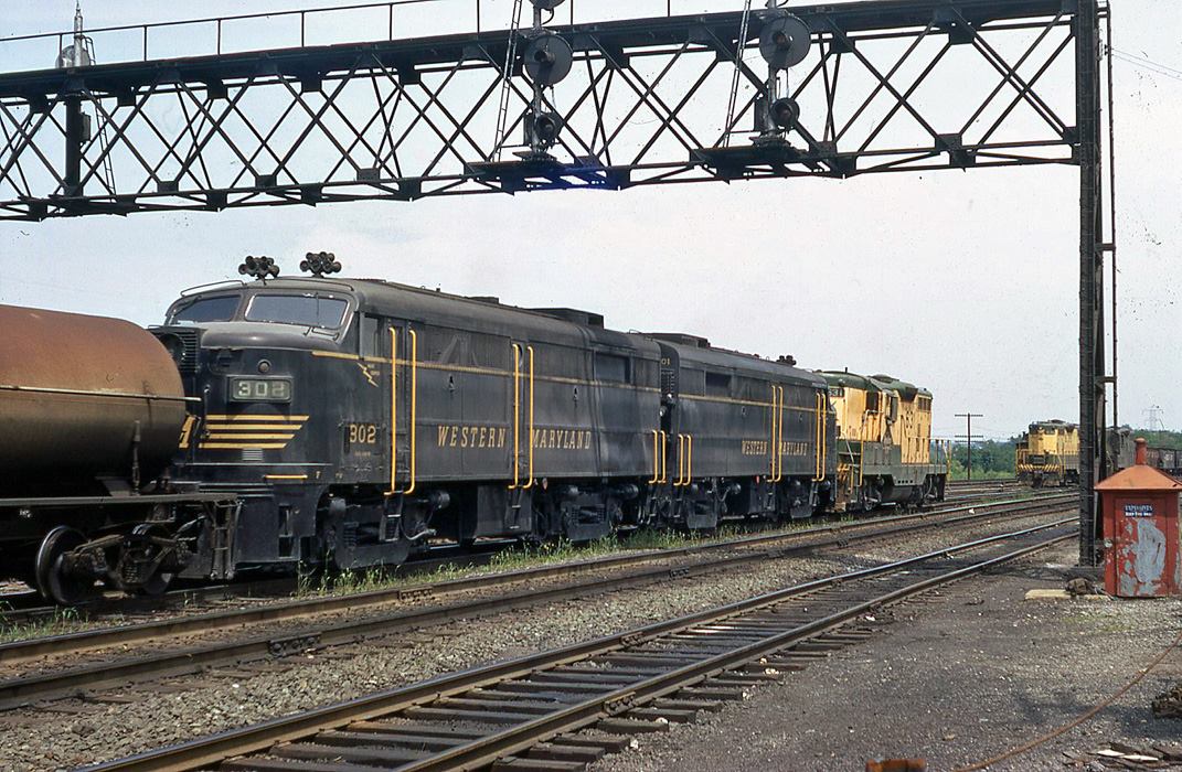 West Pittston and Exeter ALCO FA2 302 at King of Prussia, PA - ARHS Digital Archive