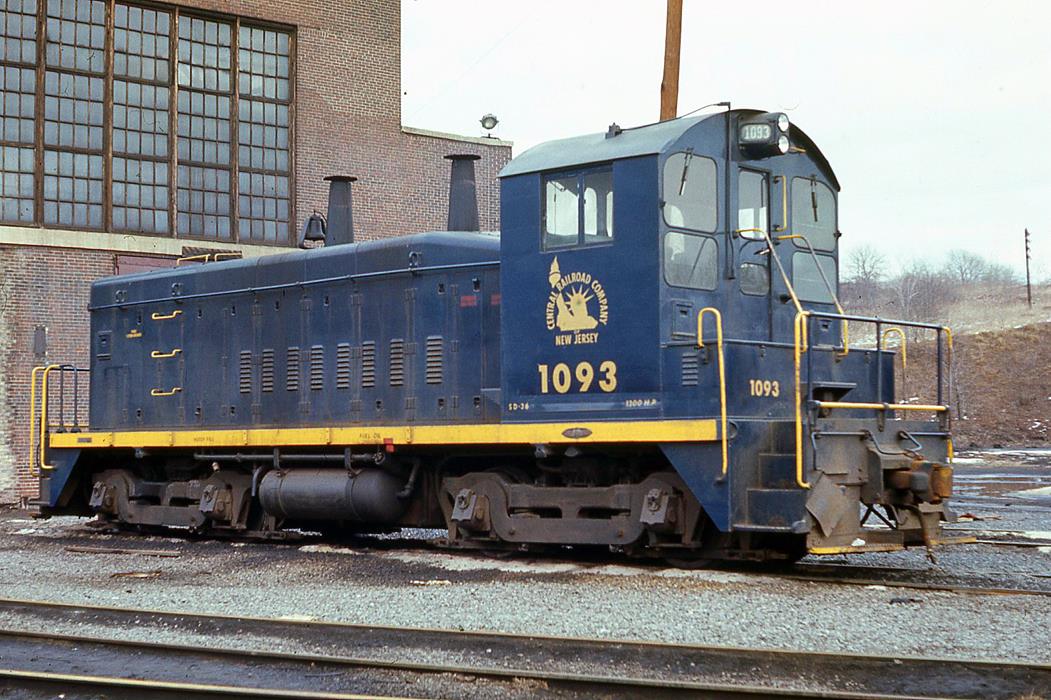 Central Railroad of New Jersey EMD SW9 1093 at Bethlehem, PA - ARHS Digital Archive