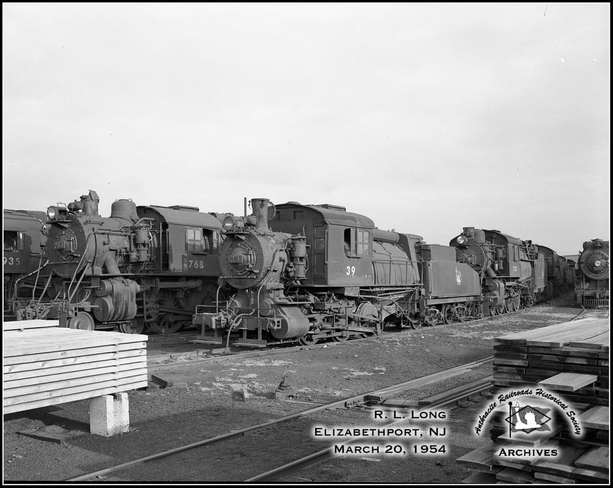 Central Railroad of New Jersey CNJ 0-6-0C 39 at Elizabeth, NJ - ARHS Digital Archive