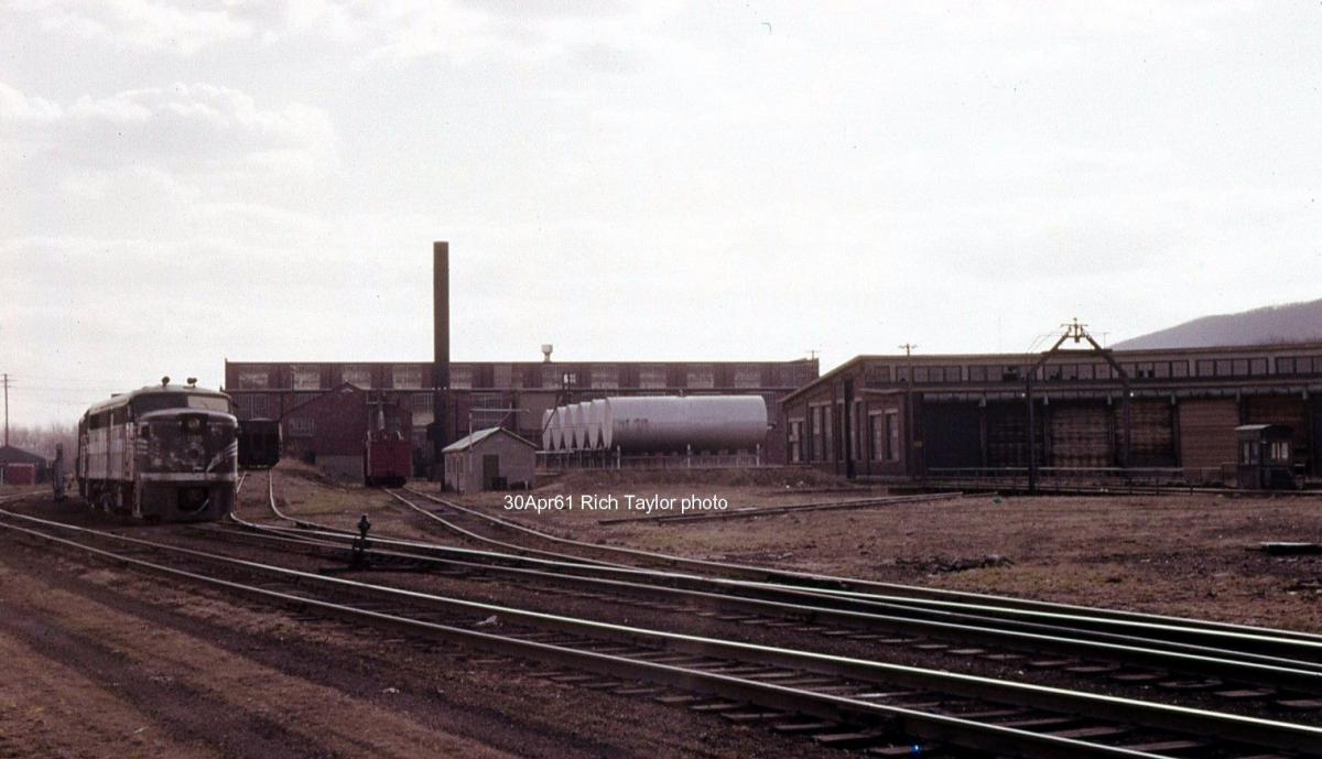 Lehigh and New England ALCO FA1 705 at Pen Argyl, PA - ARHS Digital Archive