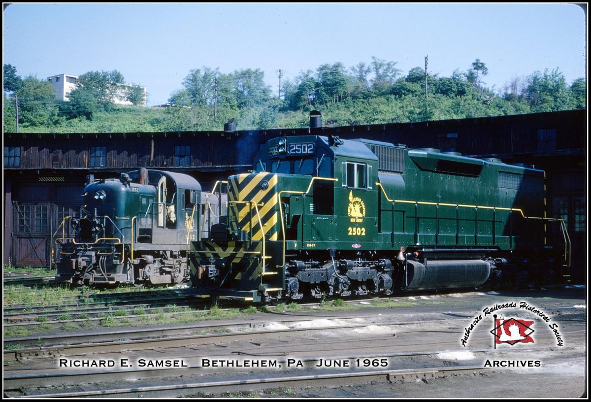 Central Railroad of New Jersey EMD SD35 2502 at Bethlehem, PA - ARHS Digital Archive
