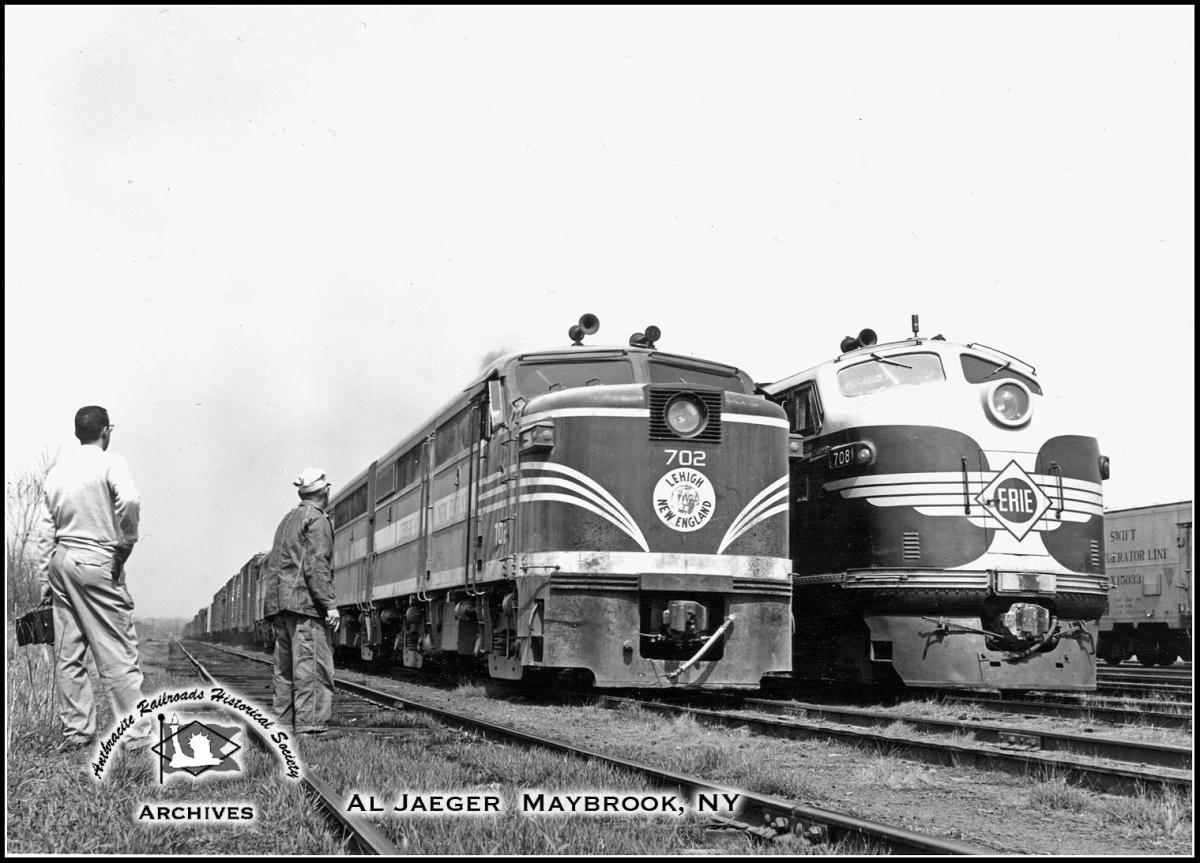 Lehigh and New England ALCO FA1 702 at Maybrook, NY - ARHS Digital Archive