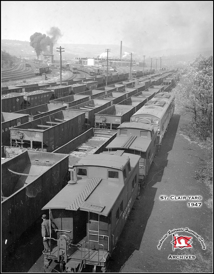 Reading Caboose  at St. Clair, PA - ARHS Digital Archive