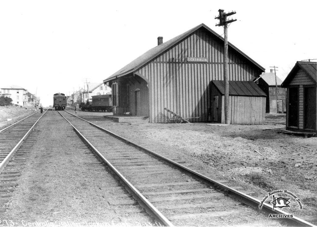 Lehigh Valley Station  at Centralia, PA - ARHS Digital Archive