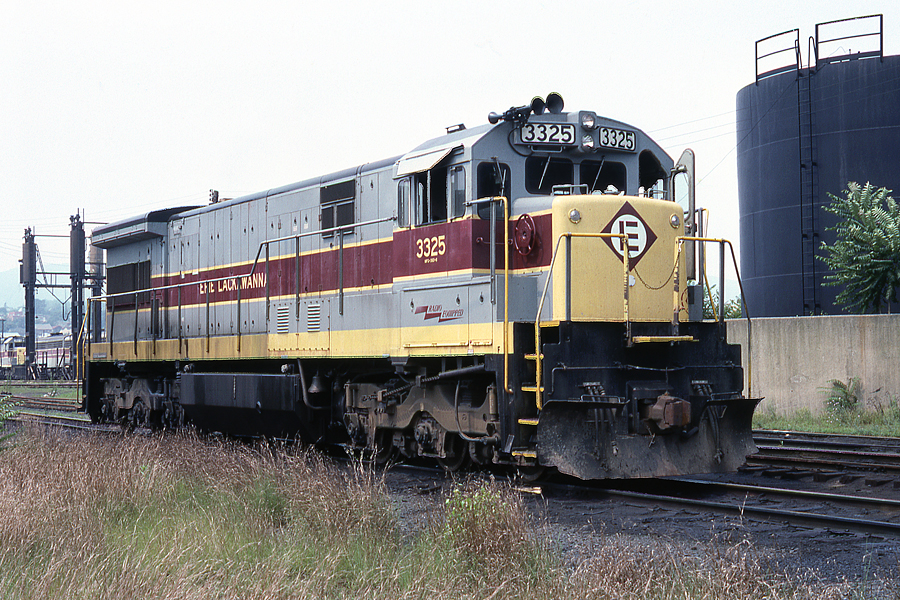 Erie Lackawanna GE U36C 3325 at Unknown, US - ARHS Digital Archive