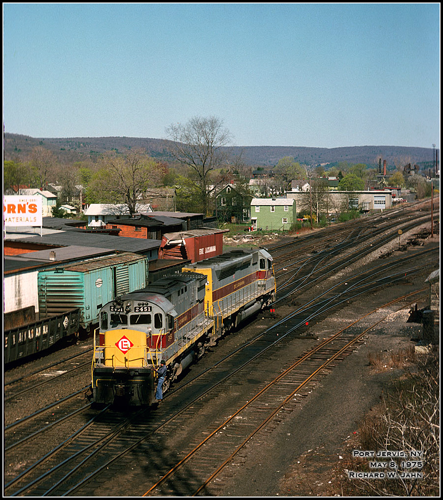 Erie Lackawanna ALCO C425 2451 at Port Jervis, NY - ARHS Digital Archive